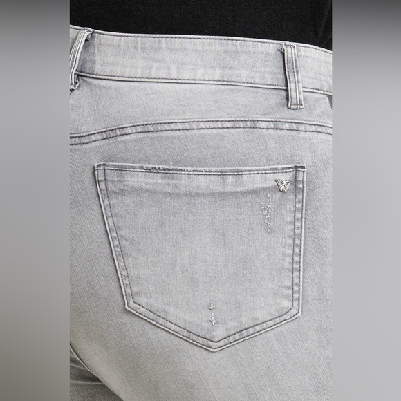 Wit & Wisdom Ab'Solution Stretch Skinny Crop Jeans - Picture 4 of 9